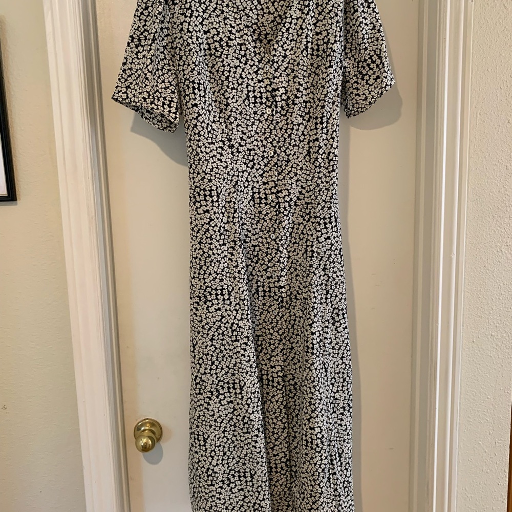 Carly Jean Los Angeles Floral Dress